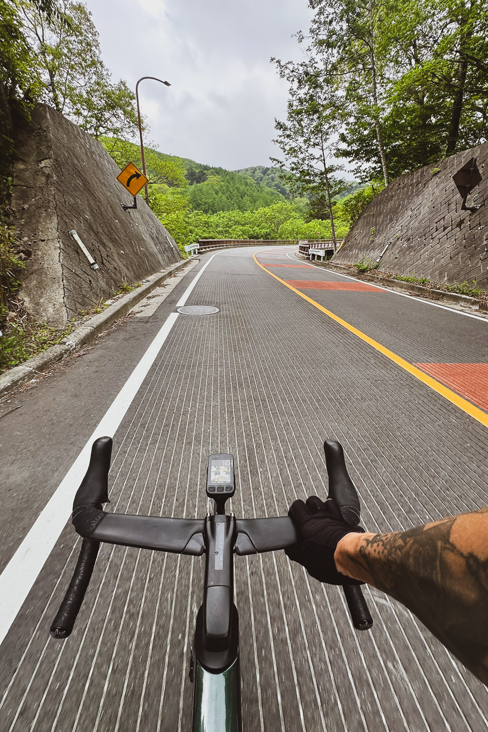 Cycling uphill Yanagisawa pass